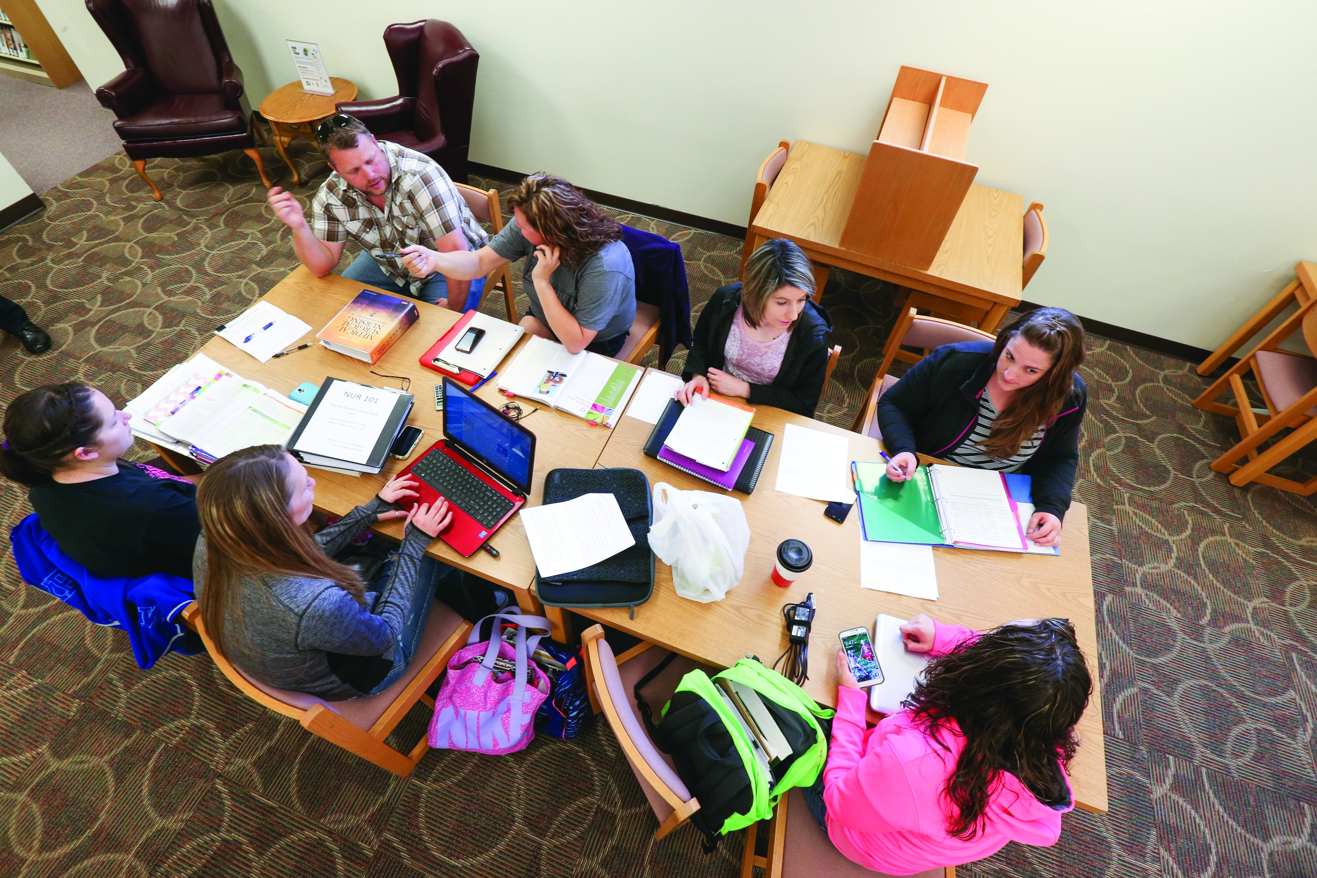 Students studying at the Garnett Library
