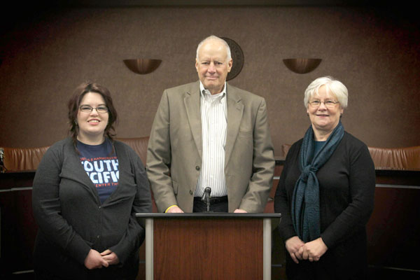 WEST PLAINS MAYOR JACK PAHLMANN has signed a proclamation declaring Saturday, Feb. 23, as National TRiO Day in West Plains to recognize the services provided by the Federal TRiO Student Support Services program at Missouri State University-West Plains. Through TRiO, qualified students receive tutoring, personal skills training, academic and financial counseling, assistance in transferring to a four-year institution, and financial literacy training in an effort to improve academic success. On hand for the proclamation’s signing were TRiO student Leah Harris, left, of Licking, one of 140 students served by Missouri State-West Plains’ TRiO program, and TRiO Coordinator Karen Ryburn. (Missouri State-West Plains Photo)