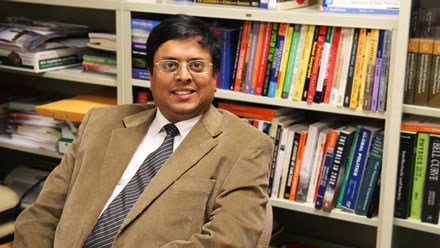 Dr. Rajiv Thakur
